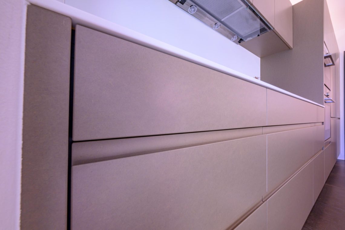 20220411-Cuisine-Entree-Salle_de_bain-Perruchoud-www_maximcurdy_ch-2593